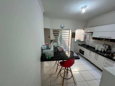 Casa, 2 quartos, 85 m² - Foto 2