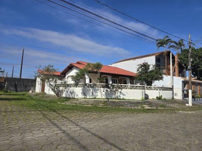 Casa, 2 quartos, 132 m² - Foto 1