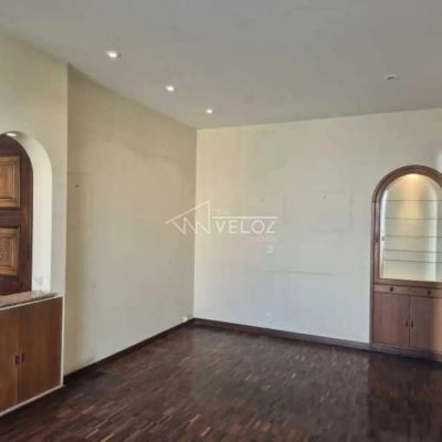 Apartamento, 3 quartos, 159 m² - Foto 2