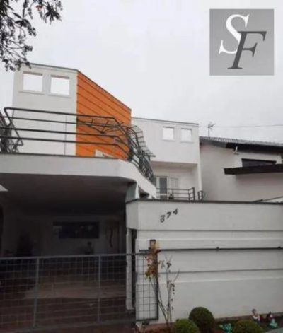 Sobrado, 3 quartos, 317 m² - Foto 1