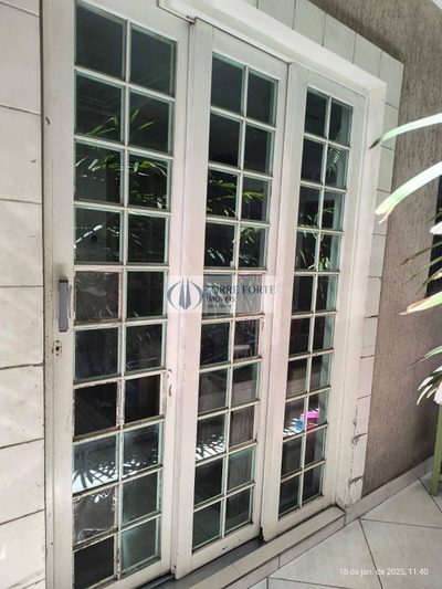 Casa, 3 quartos, 168 m² - Foto 2