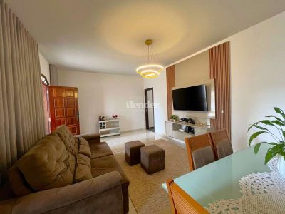 Casa, 6 quartos, 300 m² - Foto 3