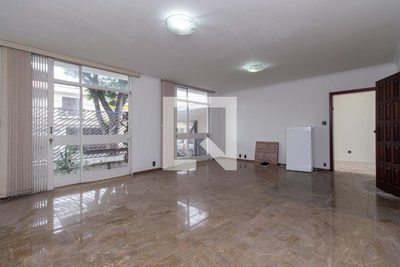Casa, 3 quartos, 340 m² - Foto 1
