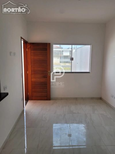 Casa, 4 quartos, 94 m² - Foto 2