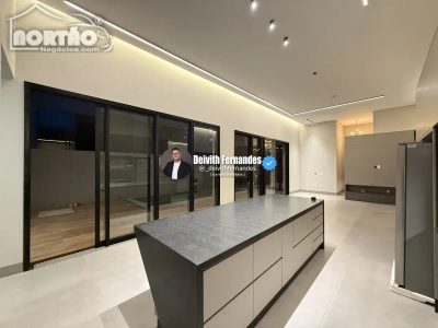 Casa, 1 quarto, 250 m² - Foto 2