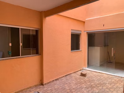 Casa, 2 quartos, 40 m² - Foto 1