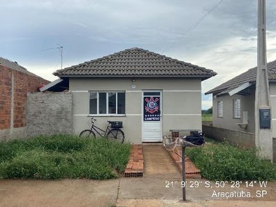 Casa, 2 quartos, 44 m² - Foto 1