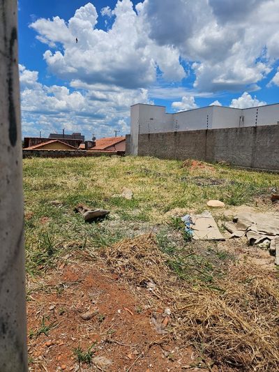 Terreno, 200 m² - Foto 3