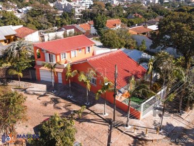 Casa, 3 quartos, 197 m² - Foto 1