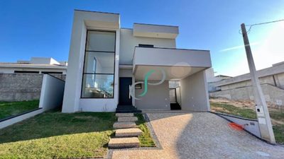 Casa, 3 quartos, 240 m² - Foto 1
