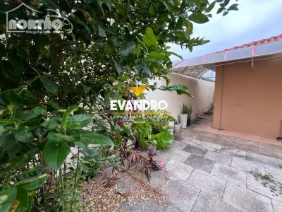Casa, 3 quartos, 98 m² - Foto 2