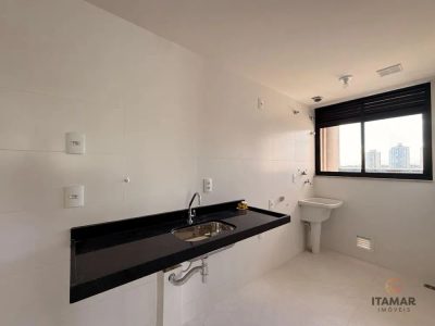Apartamento, 3 quartos, 76 m² - Foto 2