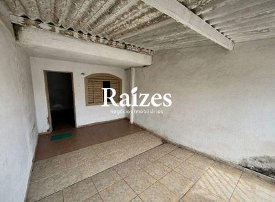 Casa, 4 quartos, 274 m² - Foto 1