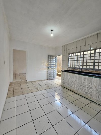 Casa, 2 quartos, 81 m² - Foto 3