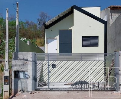 Casa, 2 quartos, 60 m² - Foto 1