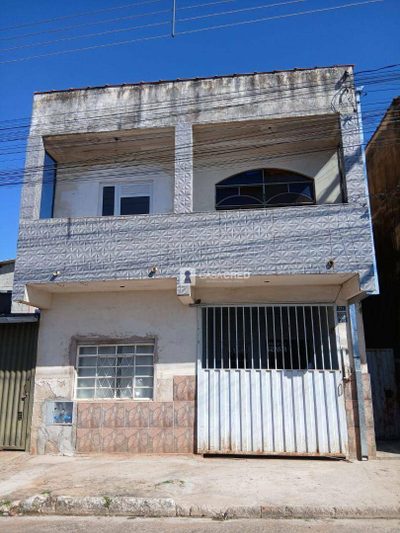 Casa, 2 quartos, 250 m² - Foto 1