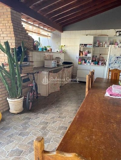 Casa, 3 quartos, 250 m² - Foto 4