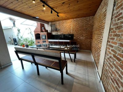 Casa, 4 quartos, 206 m² - Foto 2