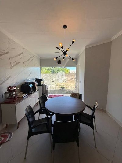 Casa, 3 quartos, 198 m² - Foto 3