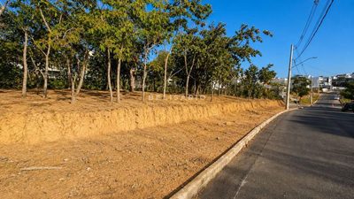 Loteamento e Condomínio, 360 m² - Foto 3