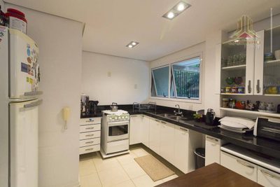 Casa, 3 quartos, 270 m² - Foto 4