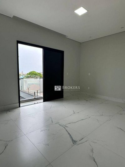 Casa, 3 quartos, 206 m² - Foto 4
