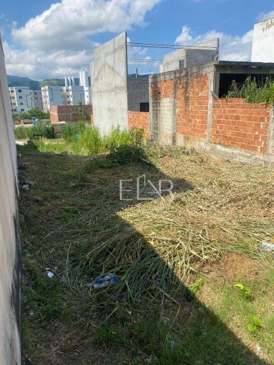 Loteamento e Condomínio, 800 m² - Foto 1