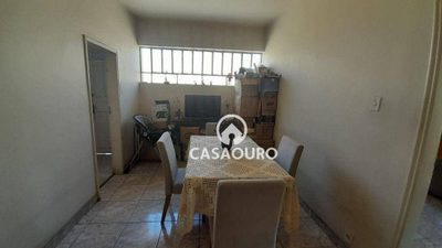 Casa, 3 quartos, 200 m² - Foto 2
