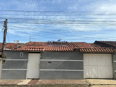 Casa, 2 quartos, 200 m² - Foto 1