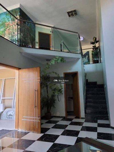 Sobrado, 2 quartos, 200 m² - Foto 1