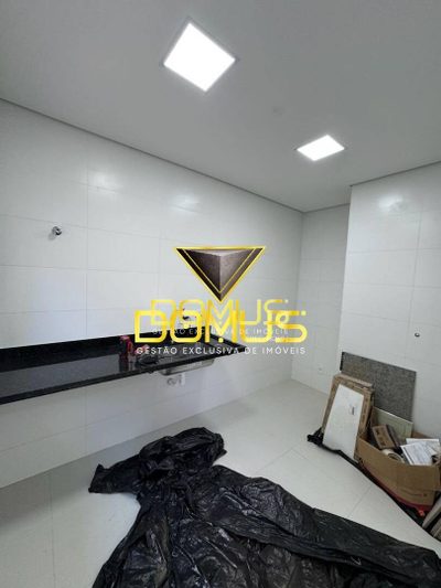 Casa, 3 quartos, 253 m² - Foto 3