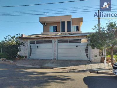 Casa, 5 quartos, 360 m² - Foto 1