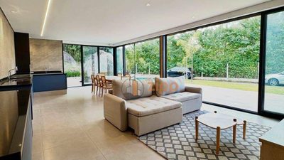 Casa, 3 quartos, 195 m² - Foto 1