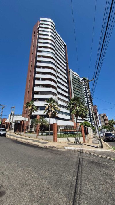 Apartamento, 4 quartos, 198 m² - Foto 1