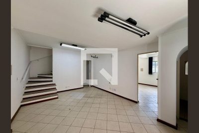 Casa, 4 quartos, 254 m² - Foto 1