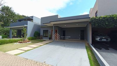 Casa, 3 quartos, 226 m² - Foto 4