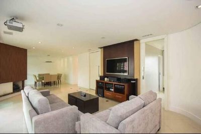 Apartamento, 3 quartos, 193 m² - Foto 1
