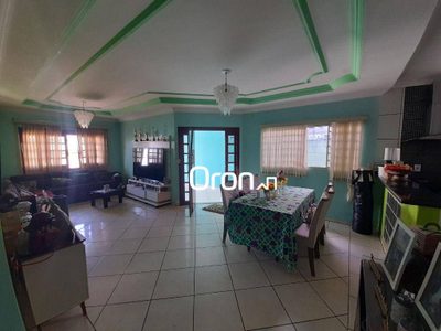 Casa, 3 quartos, 269 m² - Foto 2