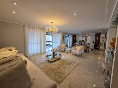 Apartamento, 3 quartos, 217 m² - Foto 1