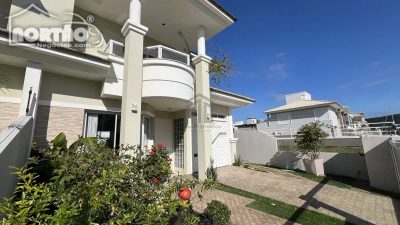 Casa, 4 quartos, 180 m² - Foto 2