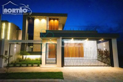 Casa, 4 quartos, 260 m² - Foto 1