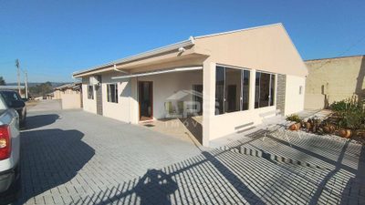 Casa, 3 quartos, 162 m² - Foto 2