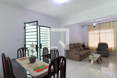 Casa, 3 quartos, 180 m² - Foto 3