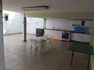 Casa, 3 quartos, 280 m² - Foto 2