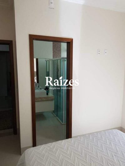 Casa, 3 quartos, 250 m² - Foto 3