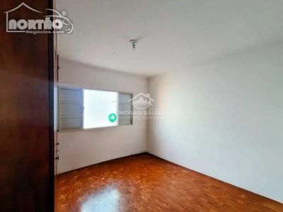 Casa, 5 quartos, 127 m² - Foto 4