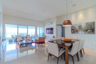 Apartamento, 3 quartos, 161 m² - Foto 1