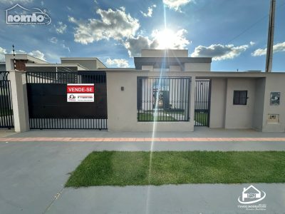 Casa, 3 quartos, 117 m² - Foto 1