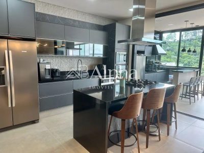 Casa, 3 quartos, 372 m² - Foto 1