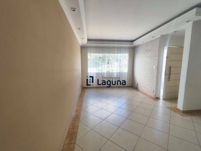 Sobrado, 3 quartos, 172 m² - Foto 1